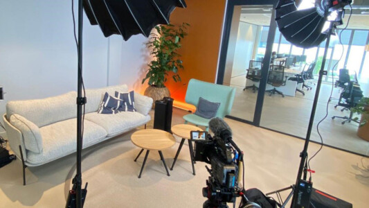 Een webinar op kantoor webinar op locatie op kantoor